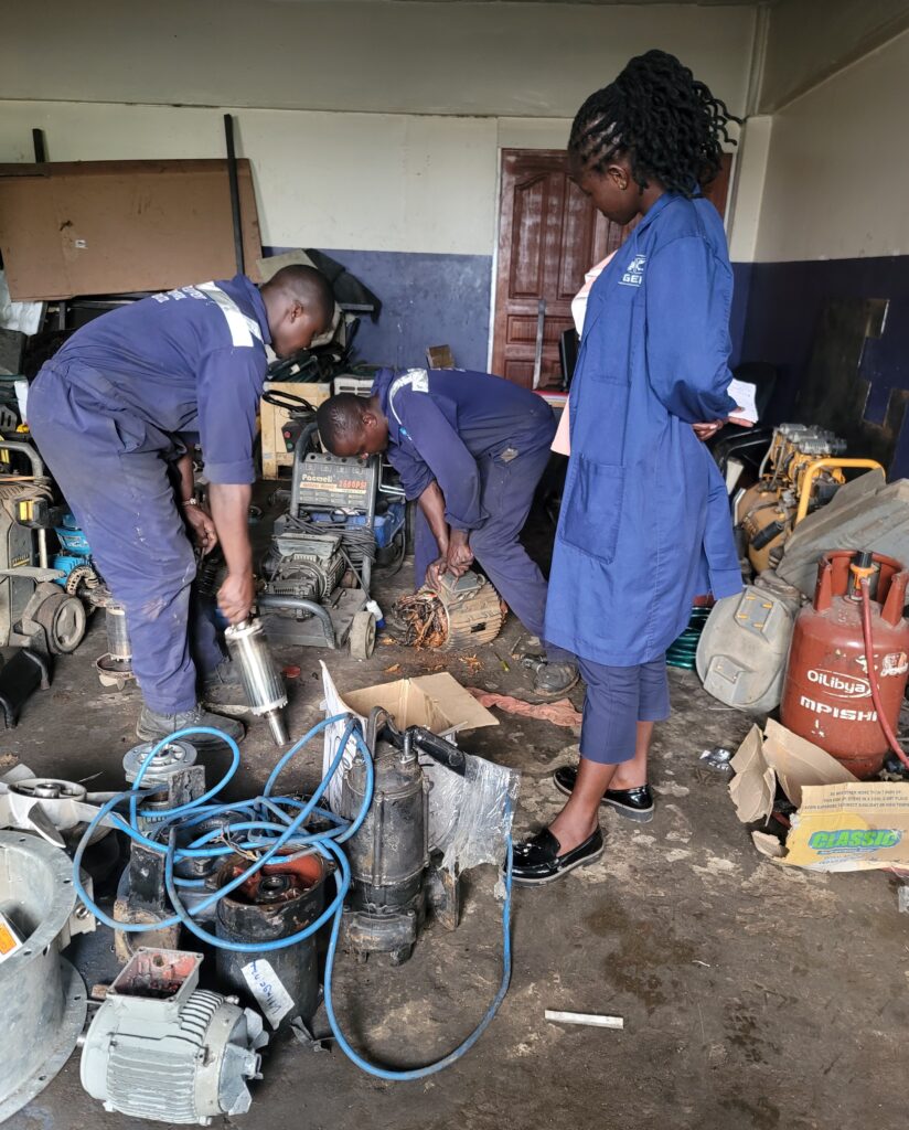 Geiha workers